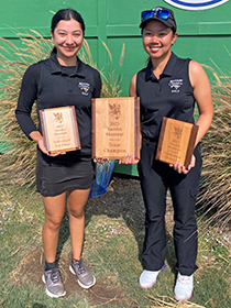Andrea Peraza and Butpapaporn Sukterm with awards at Swedes Shootout