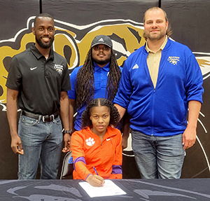 Barton Track and Field's Kayan Green signing with Clemson University