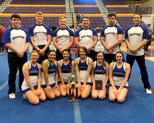 2019 Barton Cheer Team at Region VI Championships